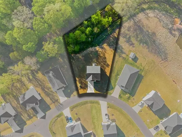 Mayodan, NC 27027,163 Green Mallard WAY