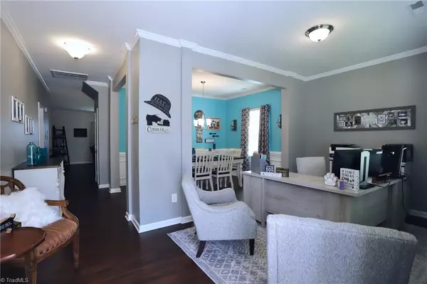 Burlington, NC 27215,1254 Salters ST