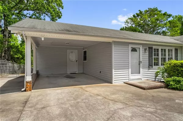Randleman, NC 27317,211 Sharon LN
