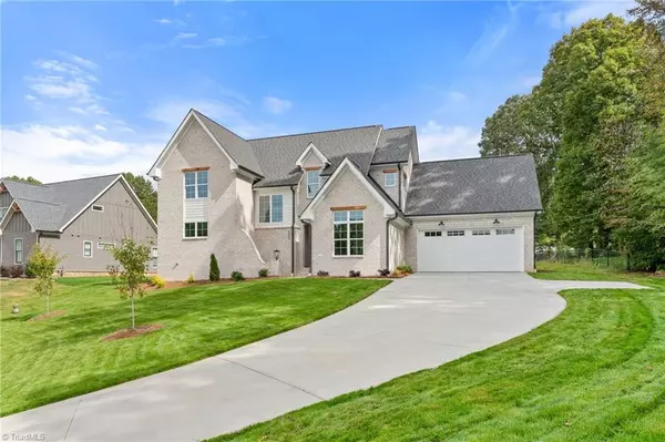 Lewisville, NC 27012,8978 Maltese CT