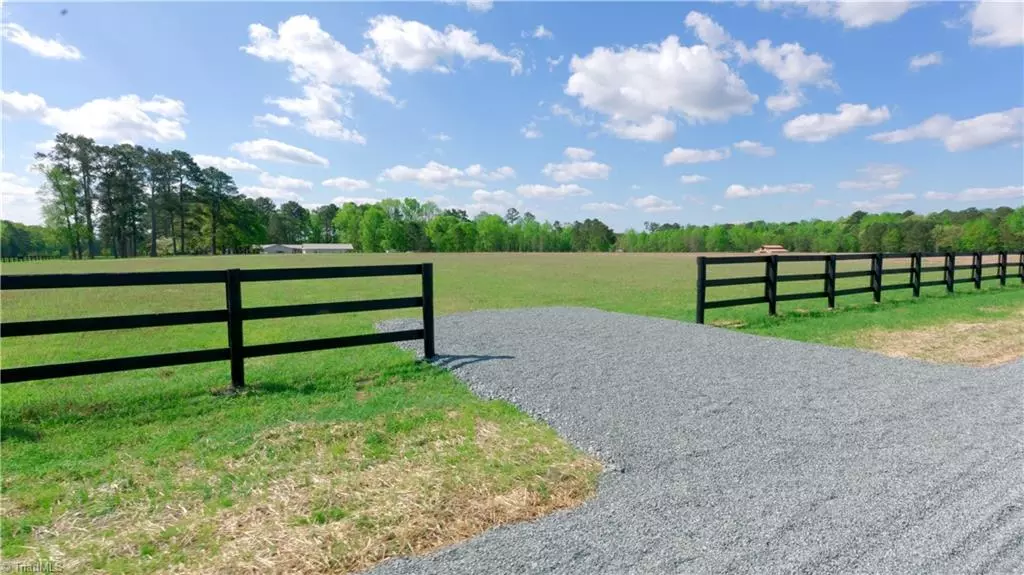 Cameron, NC 28326,1840a US Highway 1