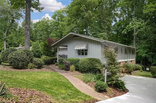 High Point, NC 27262,517 Merry Hills DR