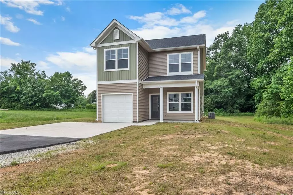 Lexington, NC 27292,219 Sparrow DR