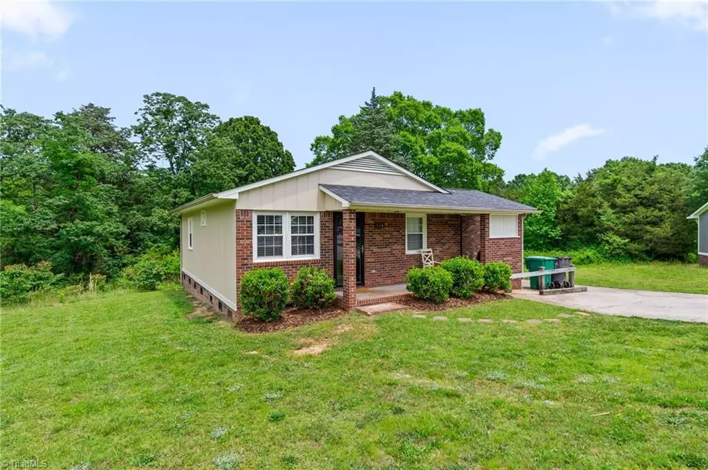 High Point, NC 27265,124 Jacklyn CT