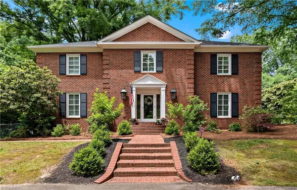 2841 Fairmont RD, Winston-salem, NC 27106