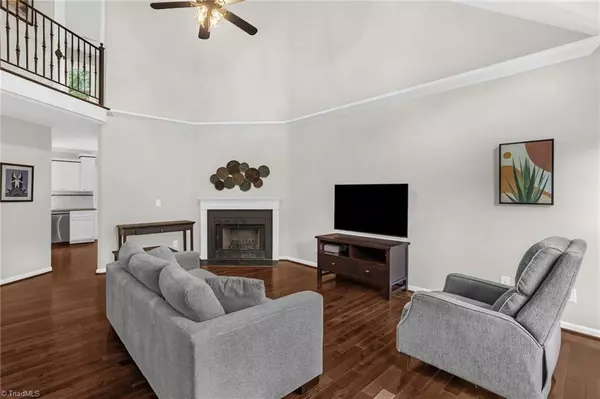 Winston-salem, NC 27104,64 Carrisbrooke LN