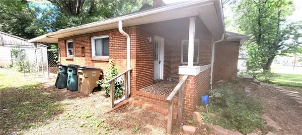 Greensboro, NC 27403,2906 Spring Garden ST