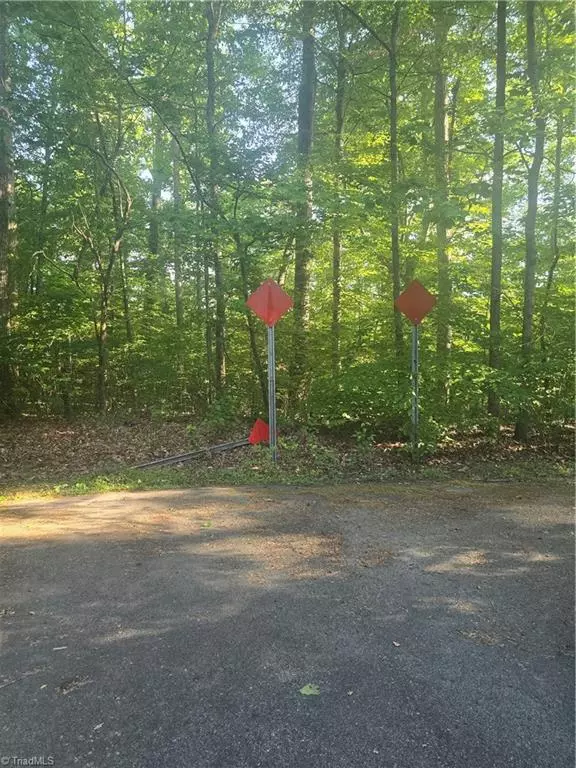 8399 Alda RD, Stokesdale, NC 27357