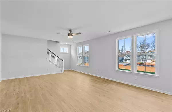 Winston-salem, NC 27106,3227 Spicewood Lake DR