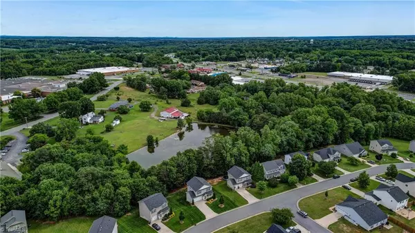 Reidsville, NC 27320,402 Carter Ridge DR