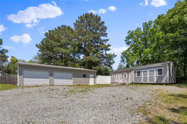 Carthage, NC 28327,207 Bingham ST