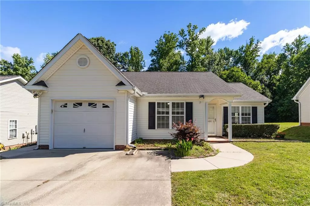 High Point, NC 27265,3931 Hickswood Forest CT