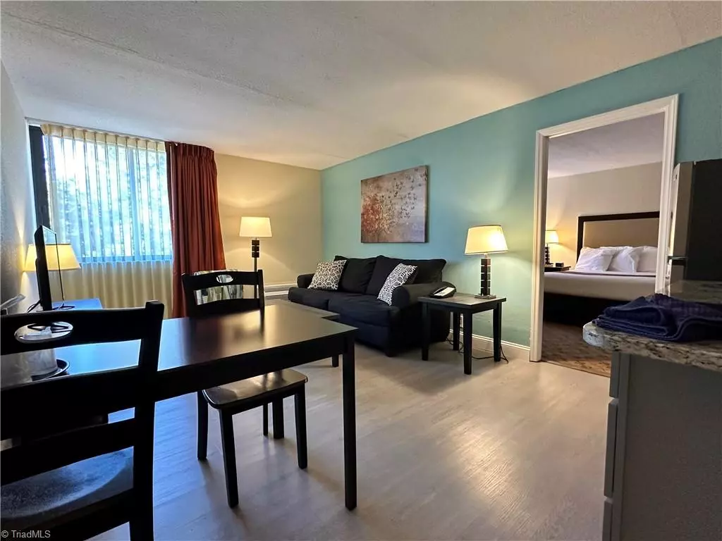 Clemmons, NC 27012,6205 Ramada DR #B
