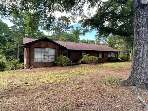 High Point, NC 27262,1706 Windsor DR