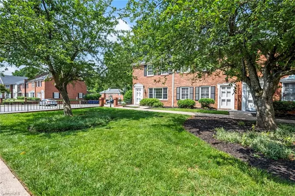 Winston-salem, NC 27104,319 Hanover Arms CT