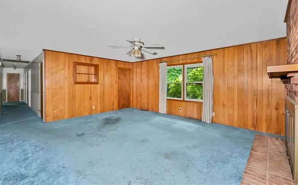 Kernersville, NC 27284,1066 Laverne LN