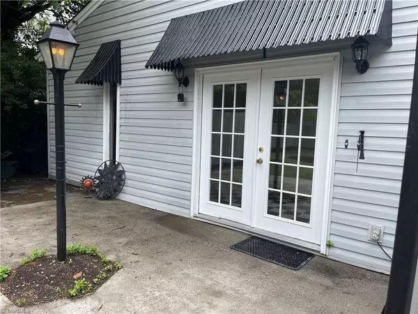 Thomasville, NC 27360,415 Davidson ST