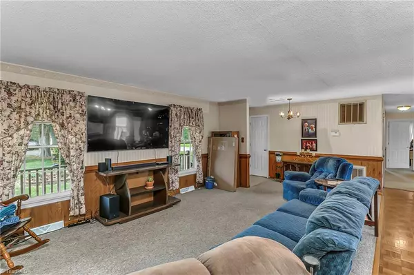 Mebane, NC 27302,403 E McPherson DR