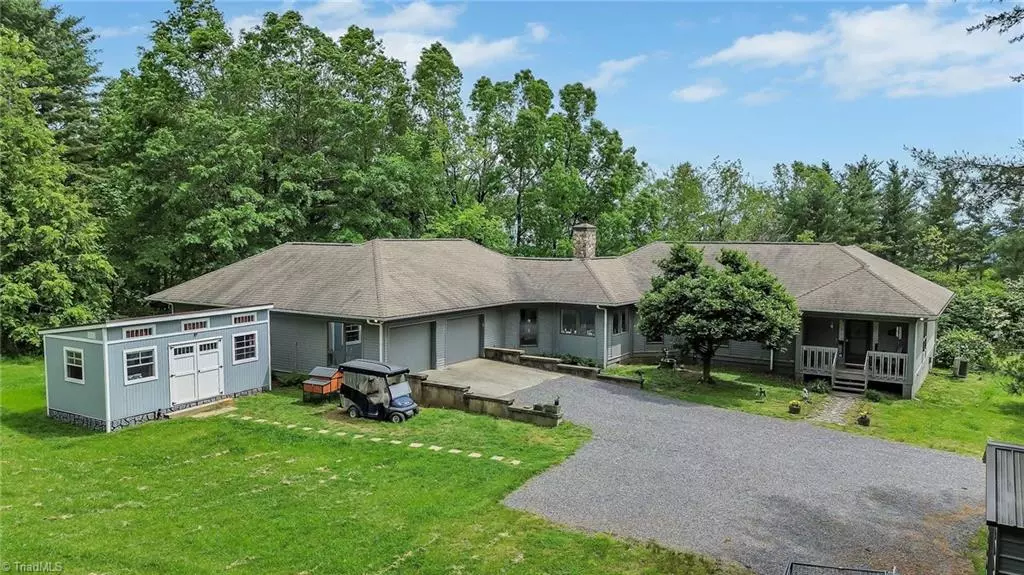 Jefferson, NC 28640,931,935,939 Don Bare RD