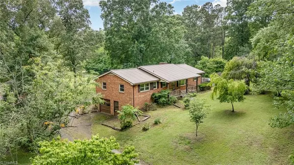 Climax, NC 27233,4700 Raven DR