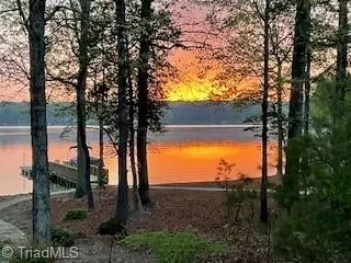 258 Pattersons Bridge, New London, NC 28127