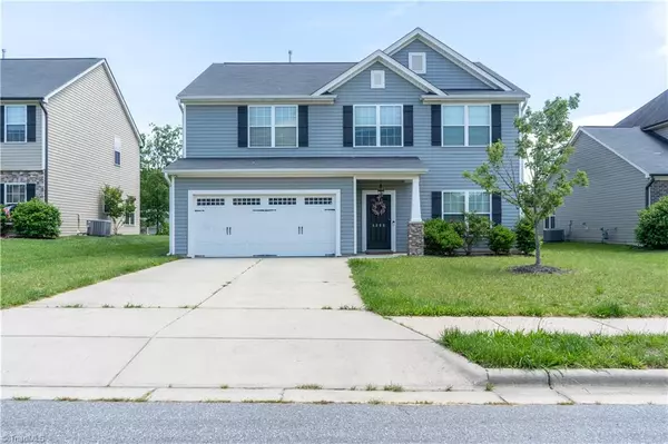 4008 Meadow Valley DR, High Point, NC 27265