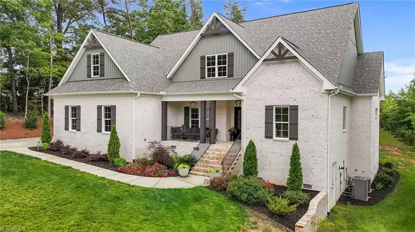 Summerfield, NC 27358,1001 Sarah DR