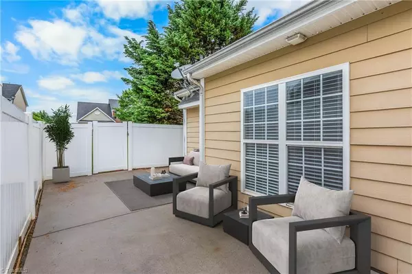 High Point, NC 27265,4339 Alderny PL