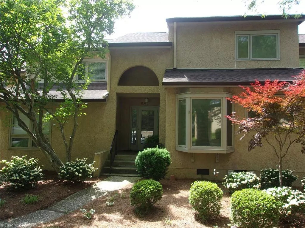 High Point, NC 27265,1935-C Eastchester DR