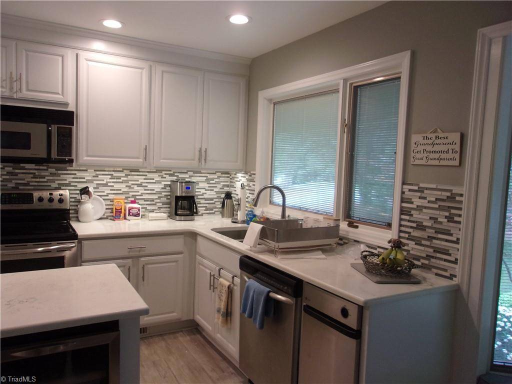High Point, NC 27265,1935-C Eastchester DR