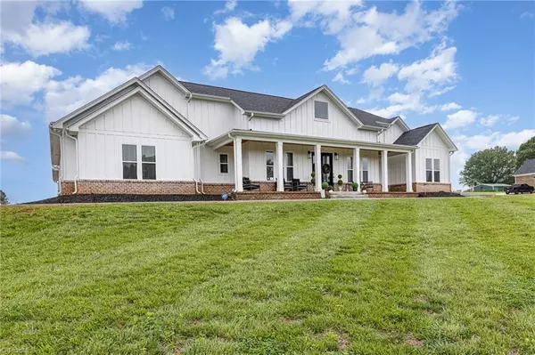 Pilot Mountain, NC 27041,138 Arthur Needham RD