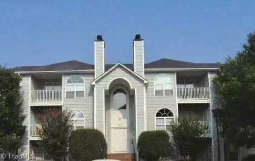 Winston-salem, NC 27103,733 Rivertree LN