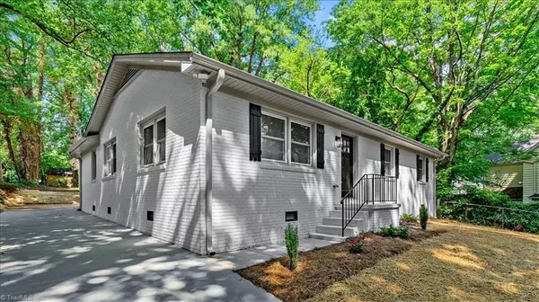 Greensboro, NC 27403,516 Willowbrook DR