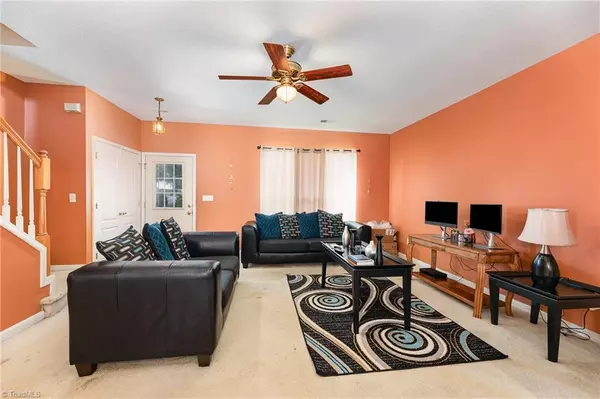 Jamestown, NC 27282,3902 Elizabeth Glen WAY
