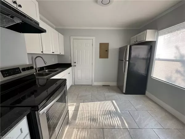 Winston-salem, NC 27107,1912 Dacian ST