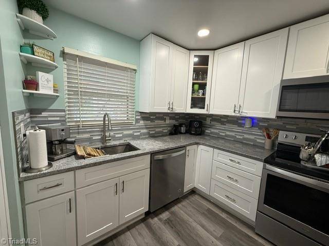 Greensboro, NC 27409,209 Village LN #B