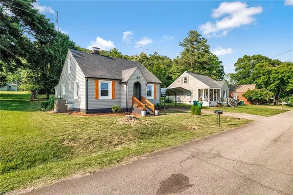 Stoneville, NC 27048,203 Thomas ST