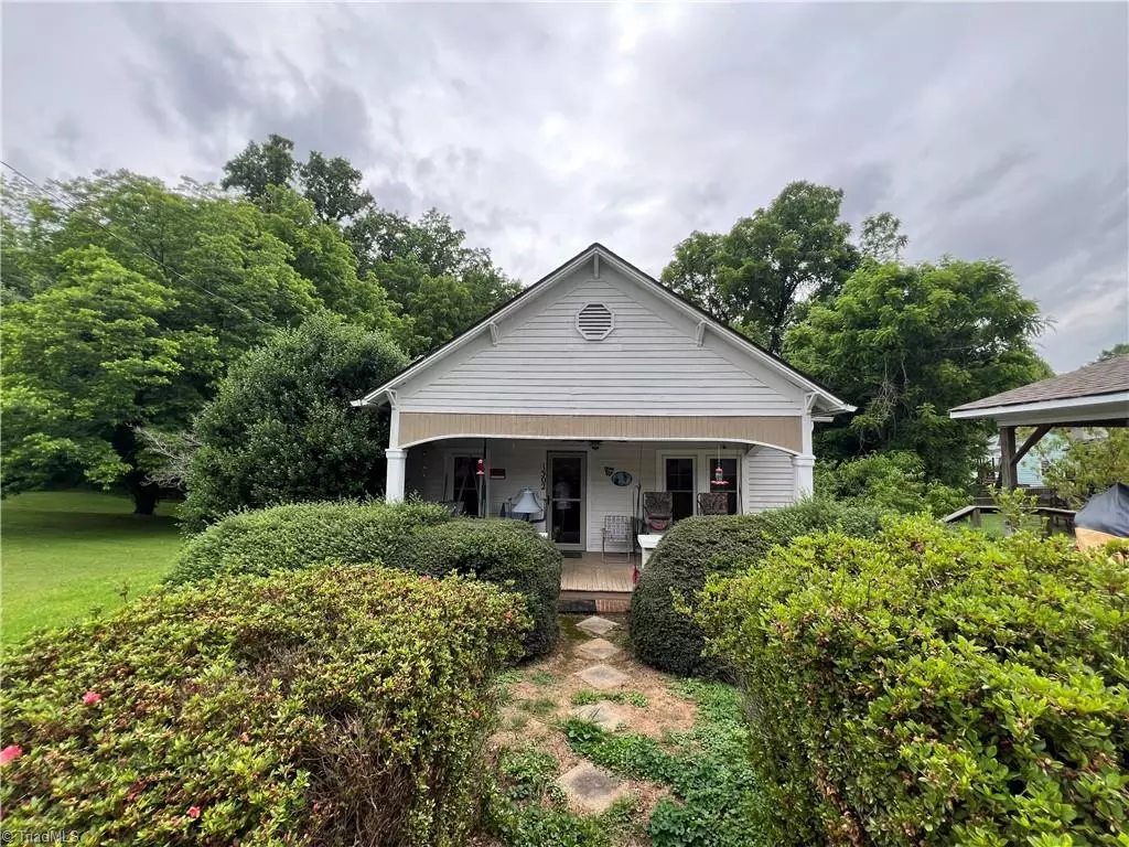 Ramseur, NC 27316,1502 Main ST