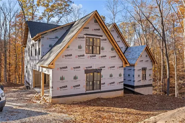 9664 Lissara Camp CT, Lewisville, NC 27023