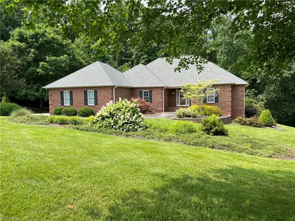 1230 Friedberg Church RD, Winston-salem, NC 27127