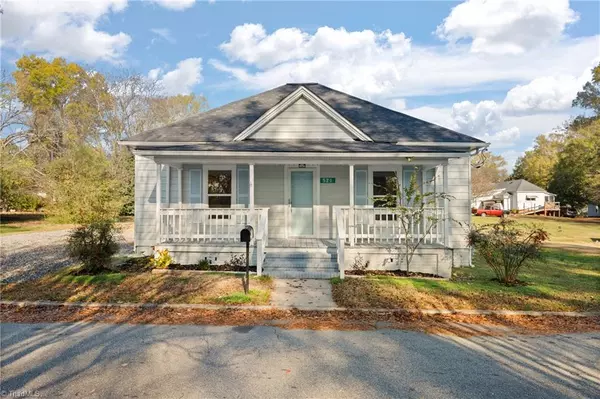 Eden, NC 27288,521 Walnut ST