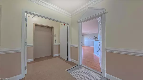 Jamestown, NC 27282,200 Lennox DR #3 C