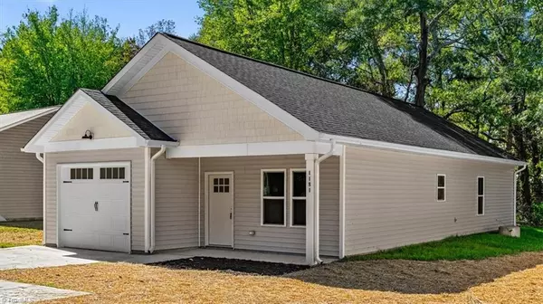 Burlington, NC 27217,1181 Flora AVE