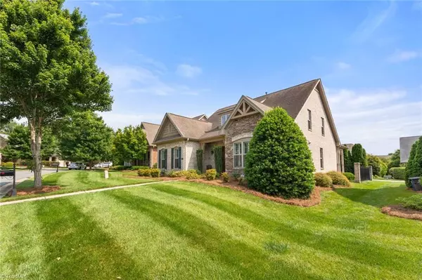 Winston-salem, NC 27106,5584 Foxgate CIR