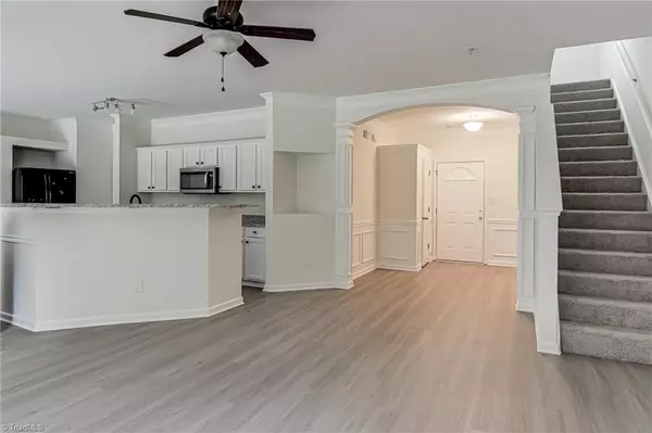 Winston-salem, NC 27105,5502 Pinebrook LN