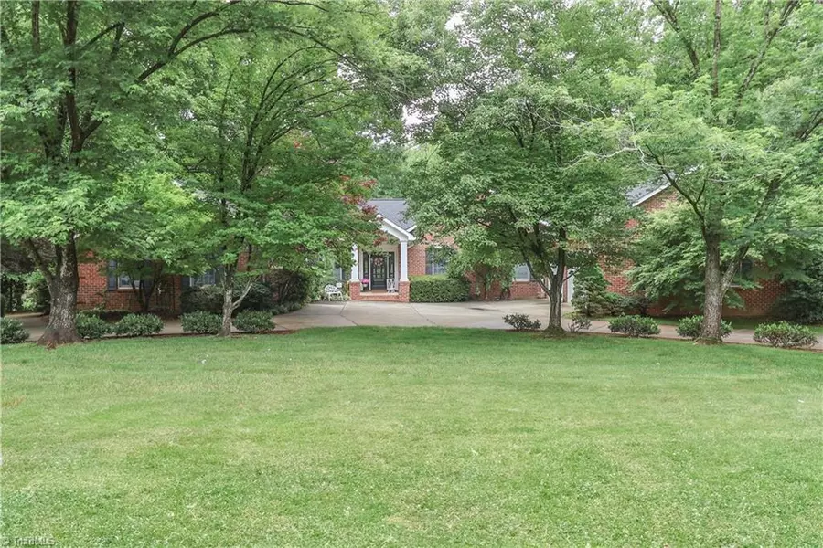 625 Saint Andrews RD, Statesville, NC 28625