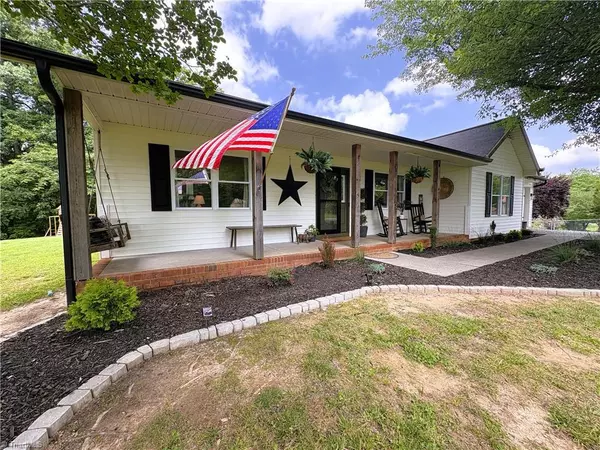 Stokesdale, NC 27357,132 Mulberry LN