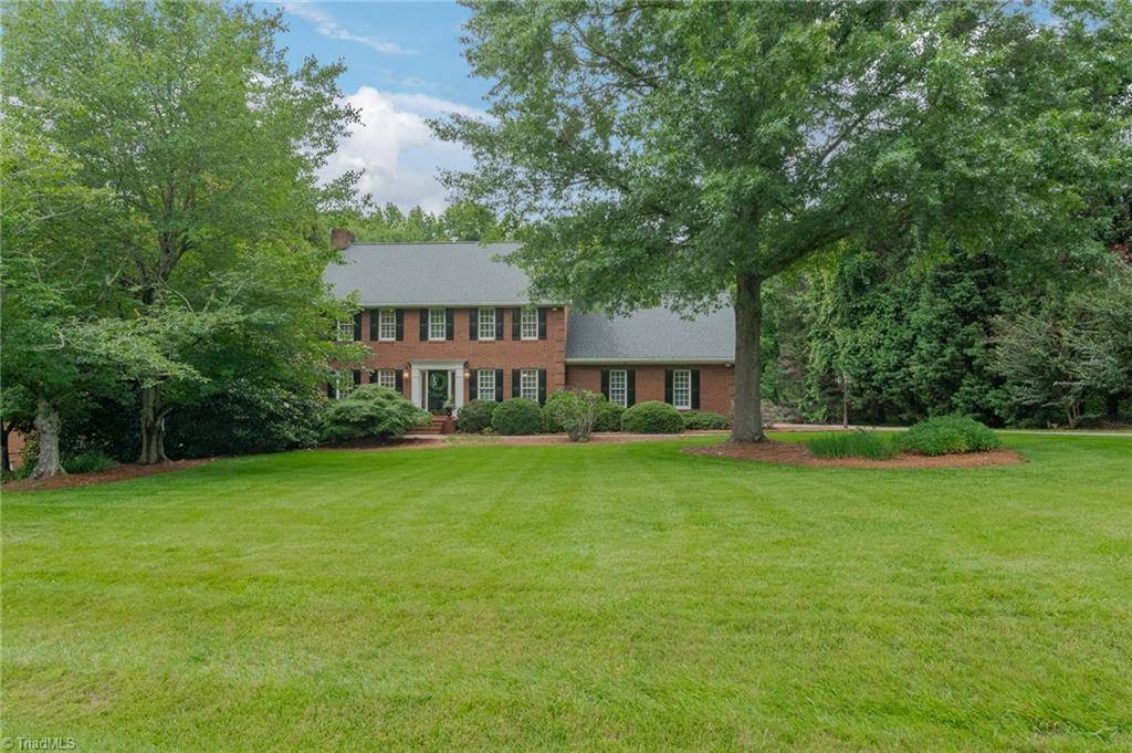 Kernersville, NC 27284,5565 Long Walk DR