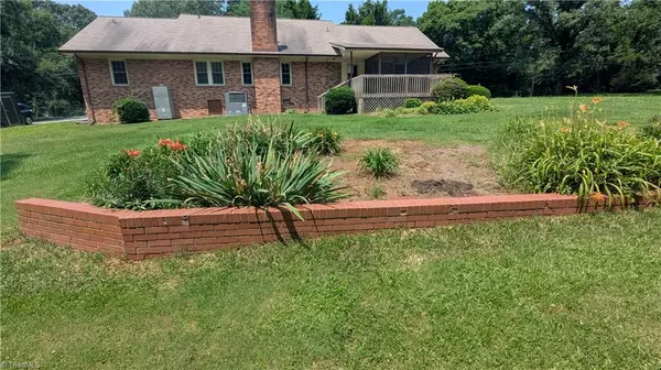 Ramseur, NC 27316,405 Kimrey ST