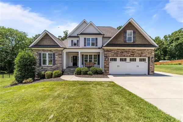 166 Brookfield DR, Stokesdale, NC 27357